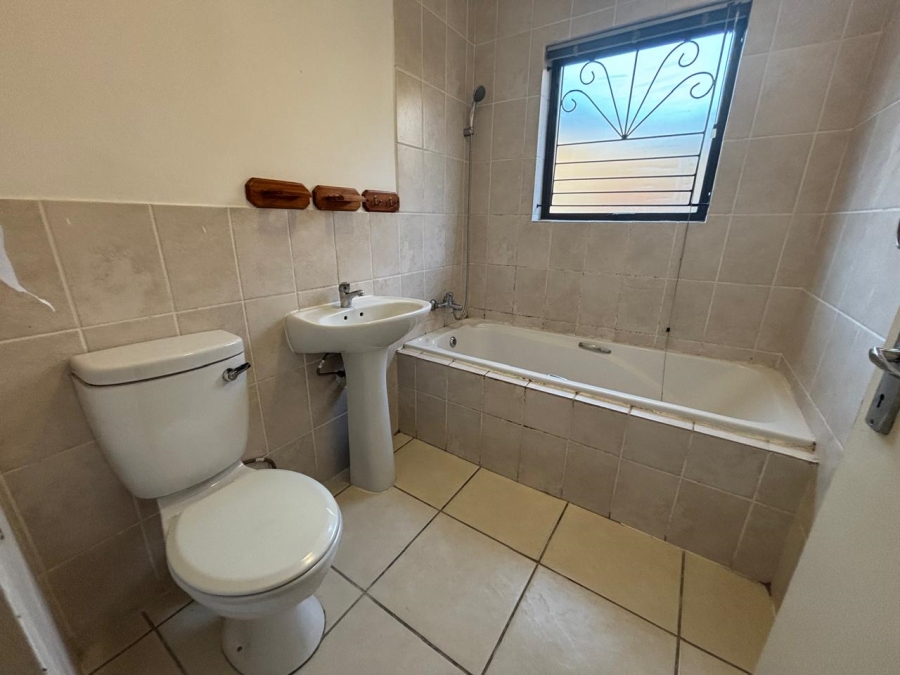 To Let 2 Bedroom Property for Rent in Bardale Village Western Cape